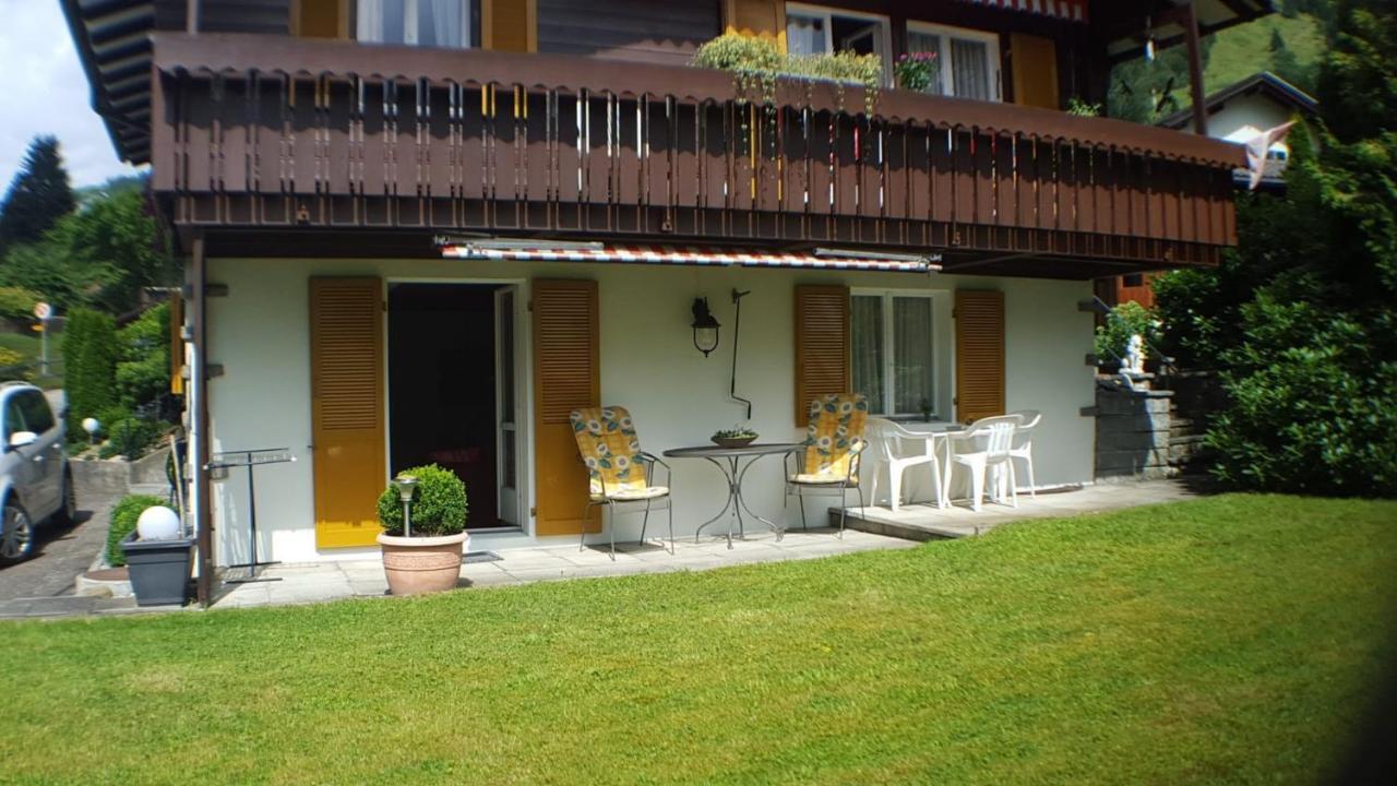 Free Spirit Chalet فلوهي المظهر الخارجي الصورة